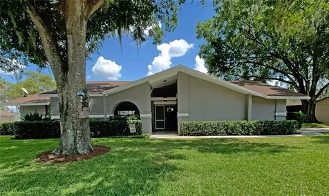 2108 Elmwood Court Plant City FL 33563