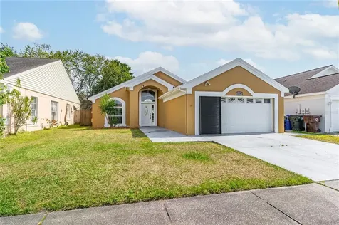 2210 Stonehedge Loop Kissimmee FL 34743