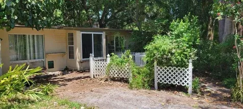 1400 Poinciana Drive Clearwater FL 33764