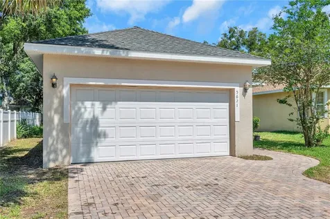 5621 35th Way N St Petersburg FL 33714