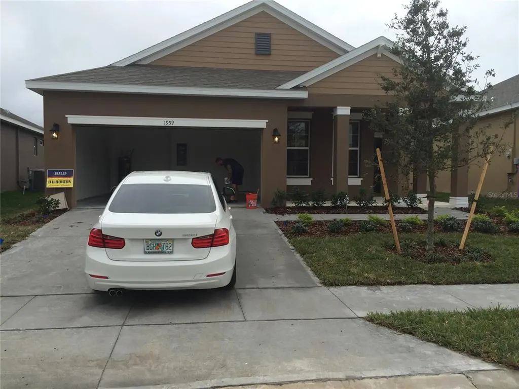 1959 Commander Way Kissimmee FL 34746