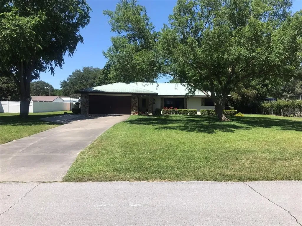 4786 County Road 118 Wildwood FL 34785