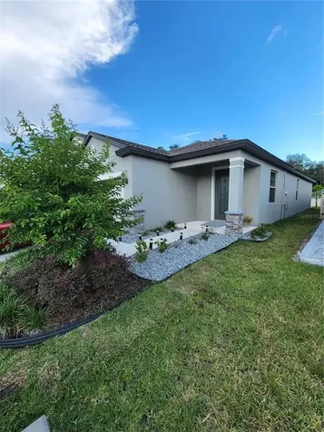 2743 Red Horse Drive Kissimmee FL 34744