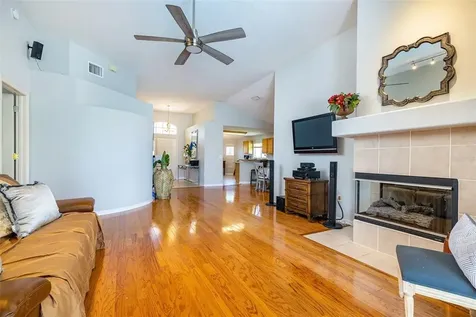 6103 Chalon Court Lutz FL 33558