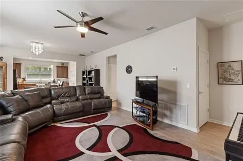 1008 Salamanca Place Davenport FL 33837