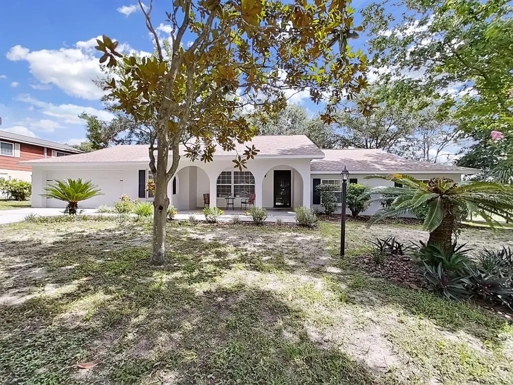2237 Laurel Oak Drive Valrico FL 33596