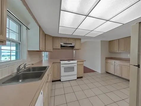 2237 Laurel Oak Drive Valrico FL 33596