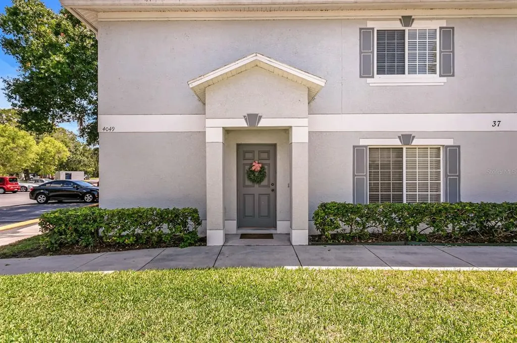 4049 Dolphin Drive Tampa FL 33617