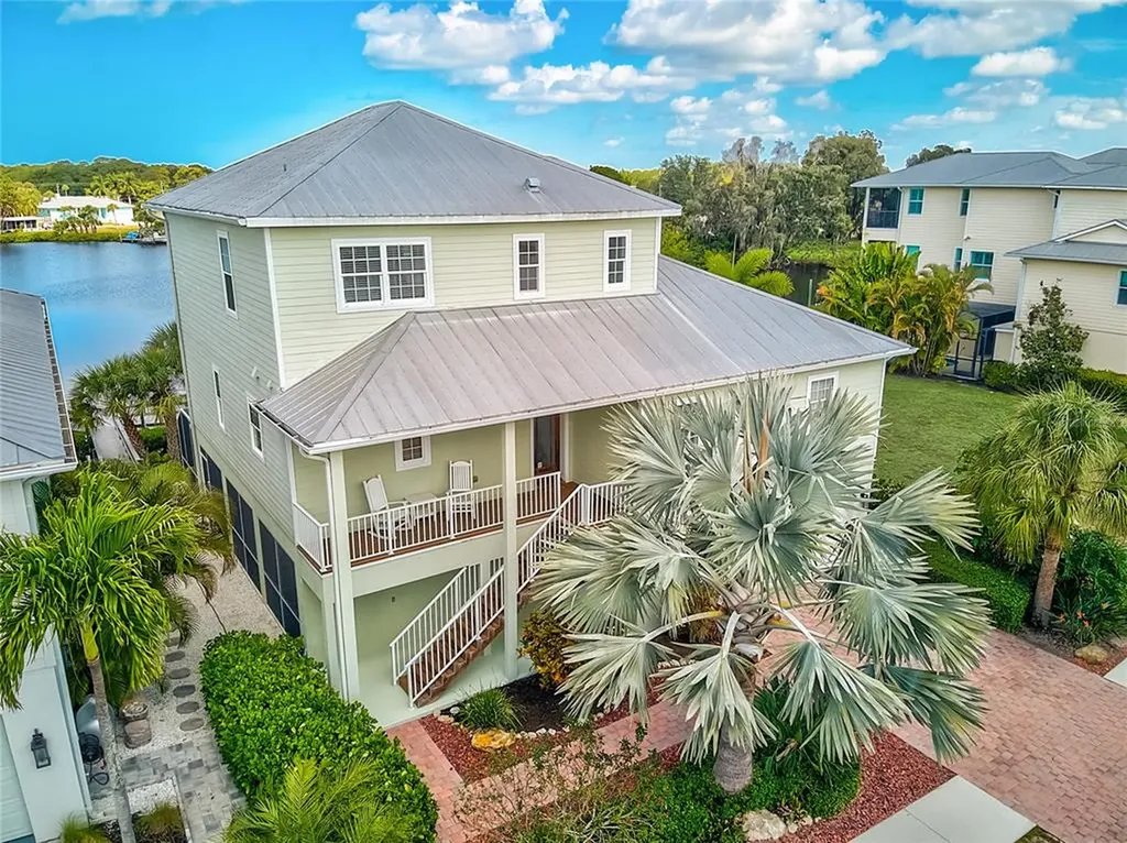 718 Shakett Creek Drive Nokomis FL 34275