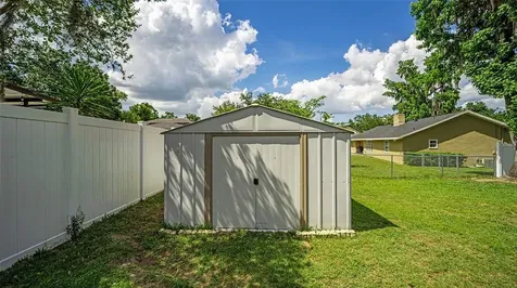 391 NE 56th Street Ocala FL 34479