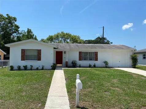 7918 N Woodlynne Avenue Tampa FL 33614