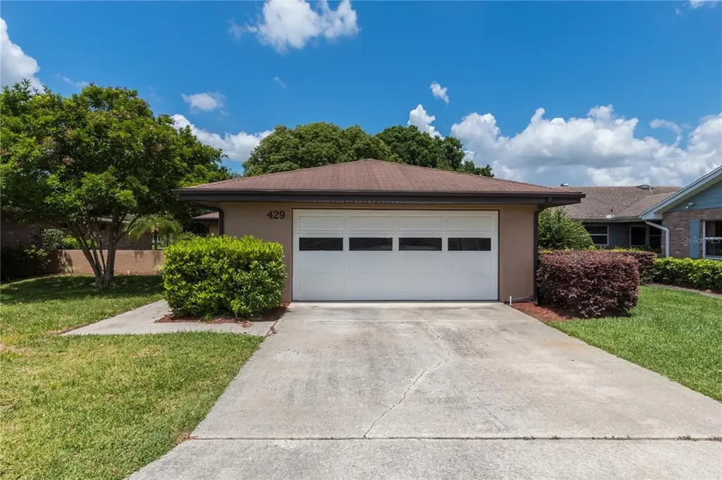 429 Gleneagles Court Winter Haven FL 33884