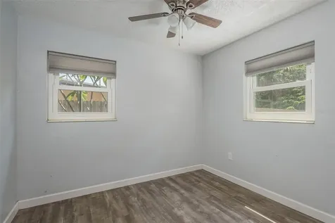 9122 94th Street Seminole FL 33777