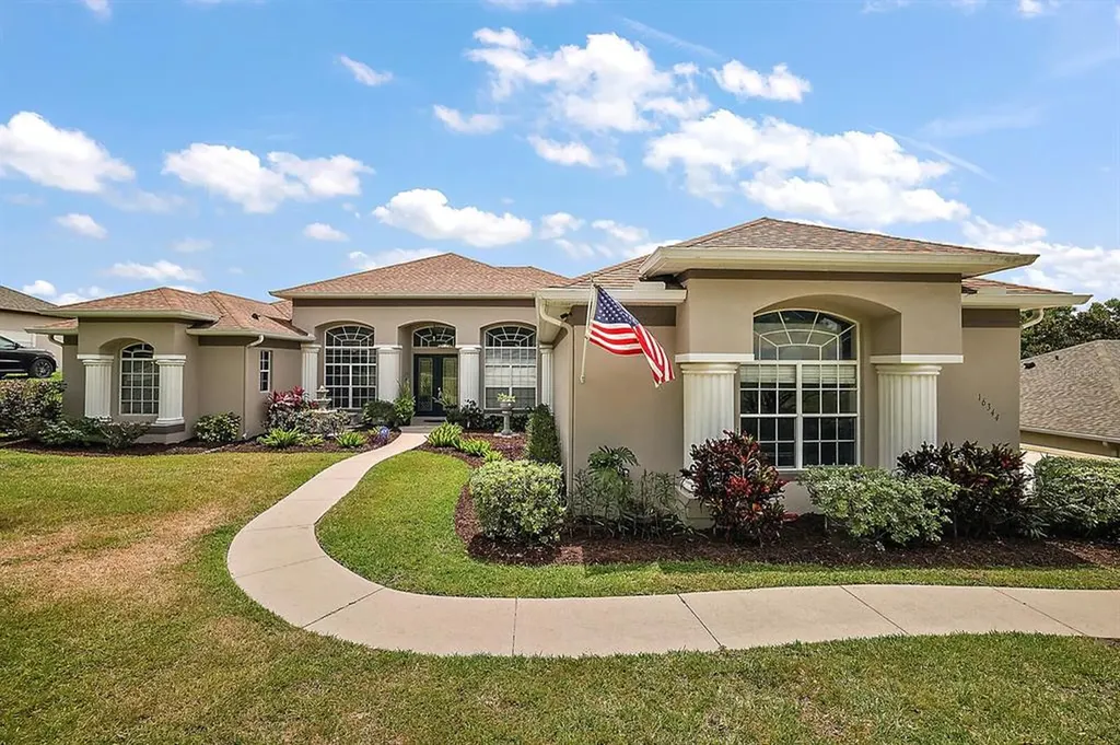 16344 Magnolia Bluff Drive Montverde FL 34756