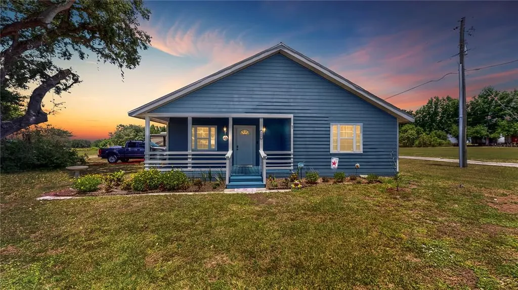307 W Frederick Avenue Dundee FL 33838
