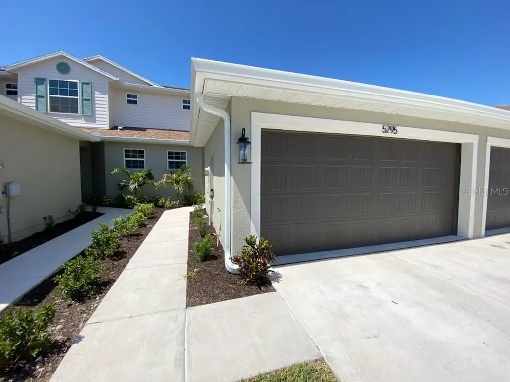 5298 Neil Drive St Petersburg FL 33714