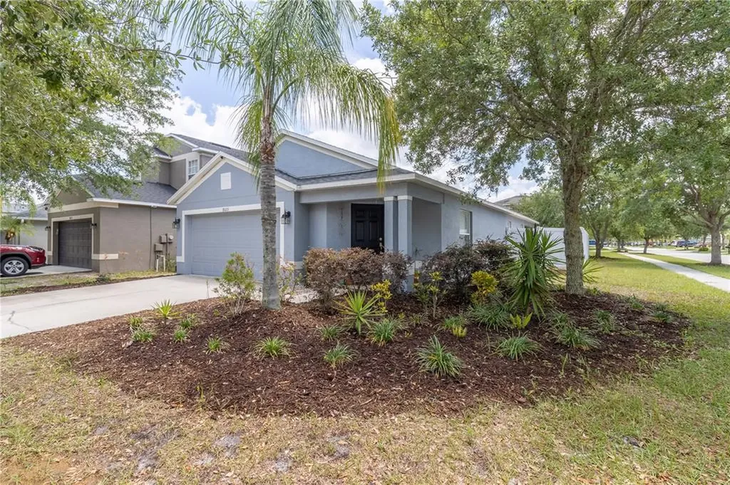 8021 Carriage Pointe Drive Gibsonton FL 33534