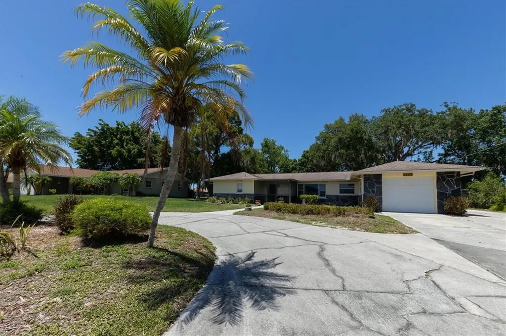 7543 N Leewynn Drive Sarasota FL 34240