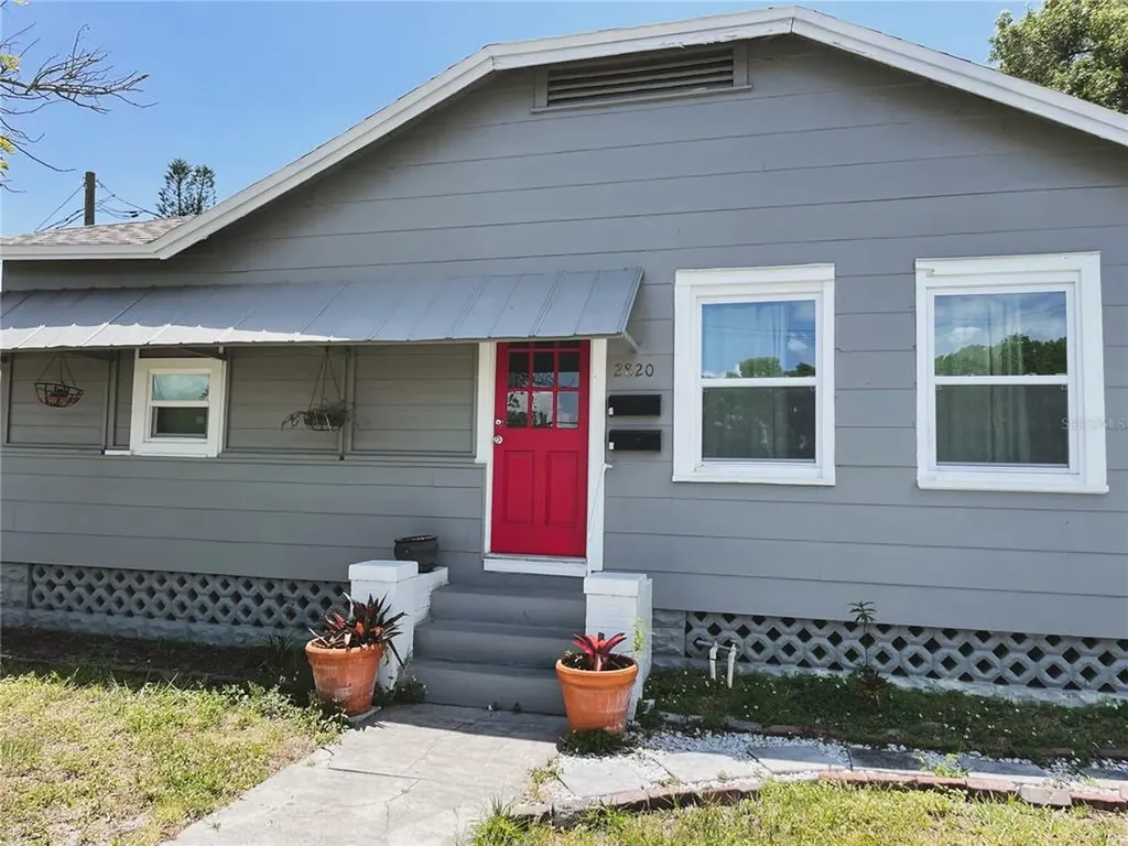 2820 9th Avenue N St Petersburg FL 33713