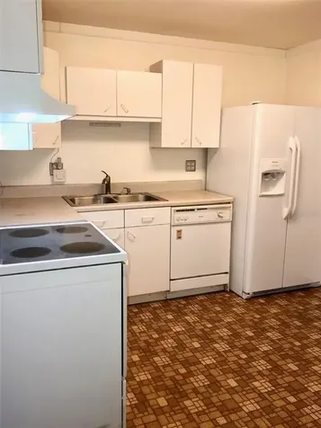 820 W Lowry Lane Tampa FL 33604
