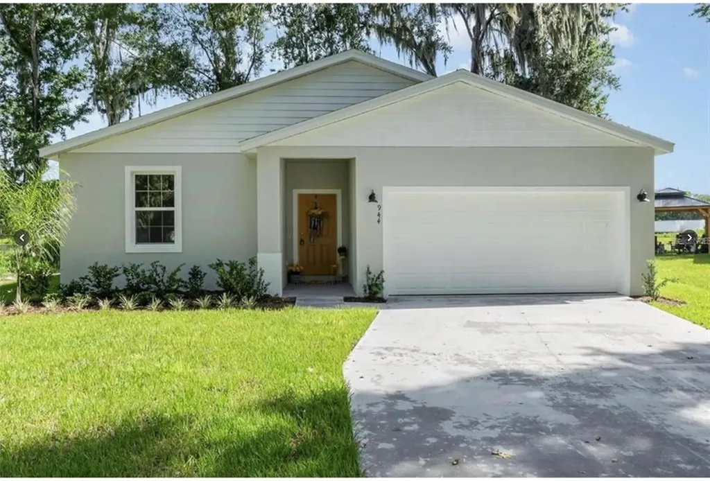 1102 Teal Lane Lady Lake FL 32159