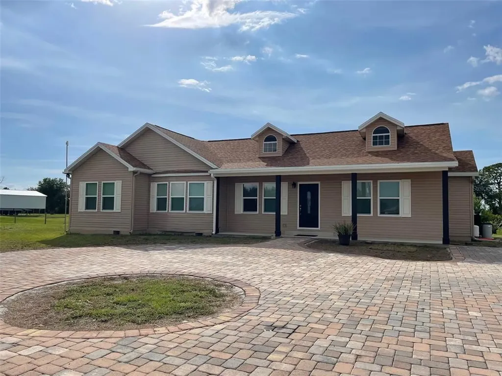 11455 NE 51st Court Okeechobee FL 34972