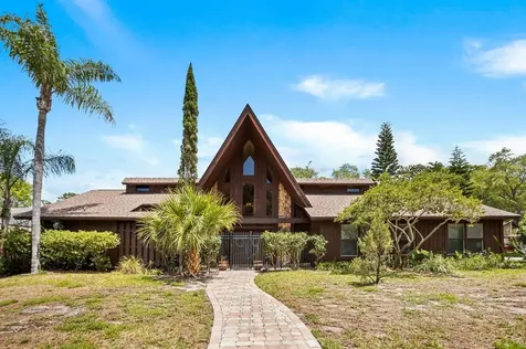 2939 Bridlewood Drive Palm Harbor FL 34683