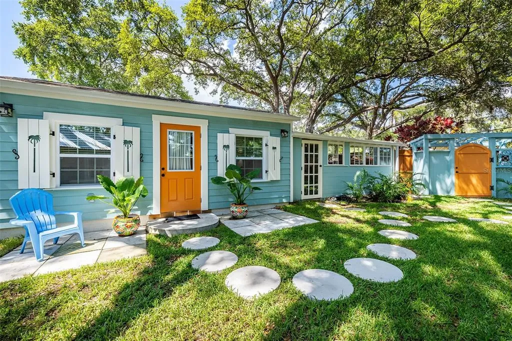 5402 8th Avenue S Gulfport FL 33707