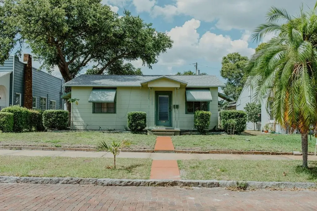 4519 3rd Avenue N St Petersburg FL 33713
