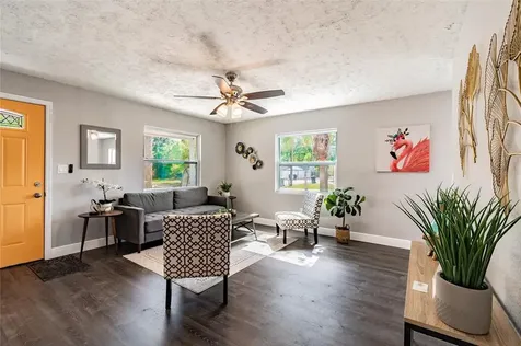 2117 14th Avenue S St Petersburg FL 33712