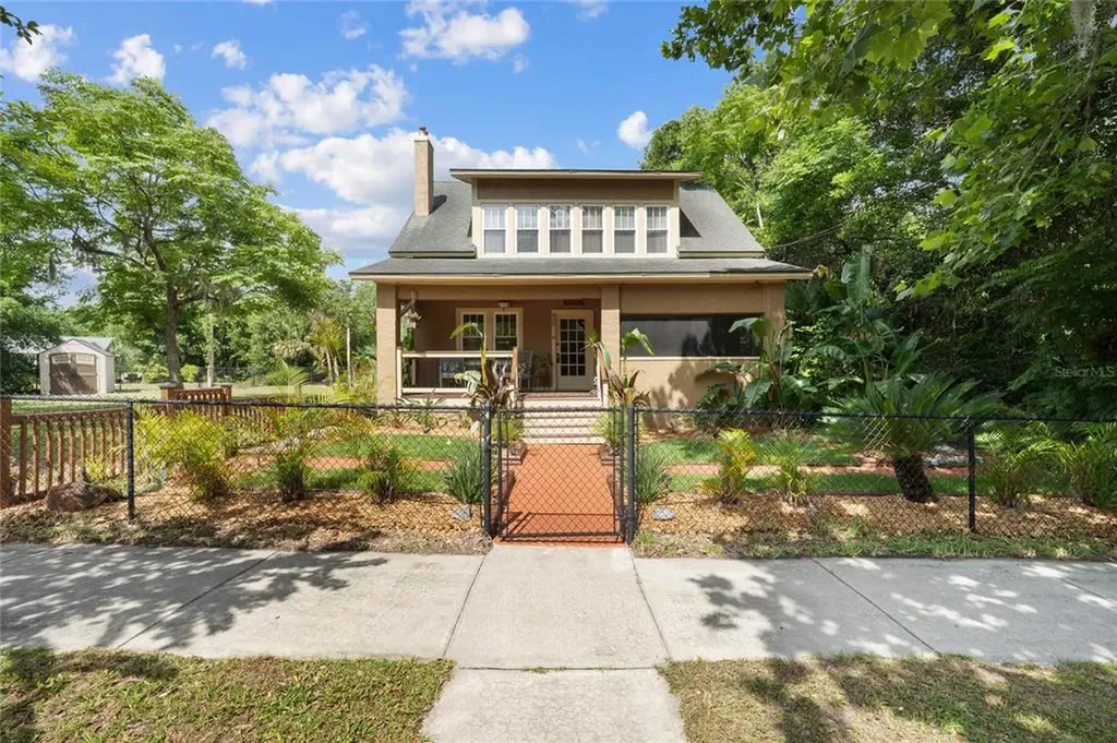 430 S Stone Street Deland FL 32720
