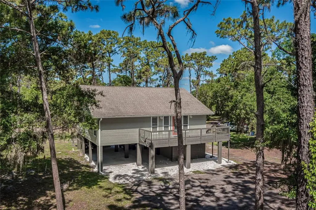 8125 Barr Road Myakka City FL 34251