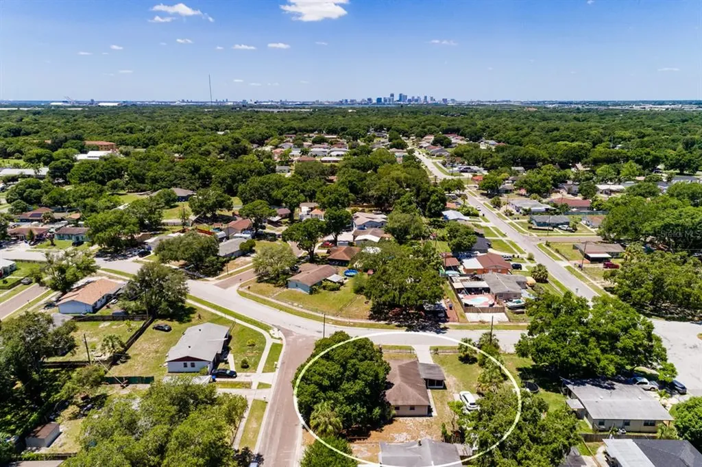 7402 Sherren Drive Tampa FL 33619