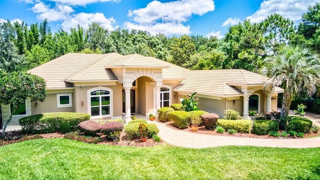 8593 Summerville Place Orlando FL 32819