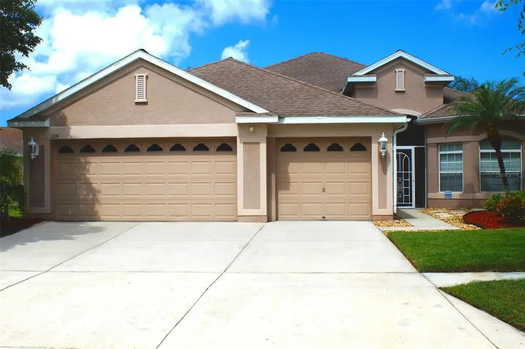 1524 Bonita Bluff Court Ruskin FL 33570