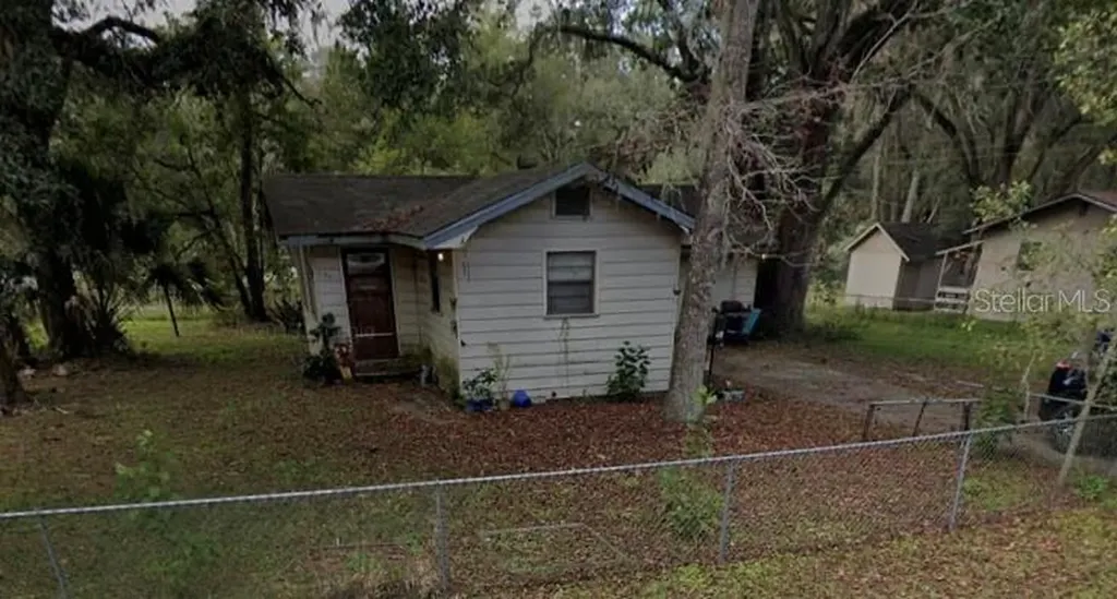 590 North Avenue W Brooksville FL 34601