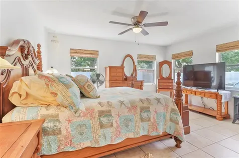 3729 Rilma Avenue Sarasota FL 34234
