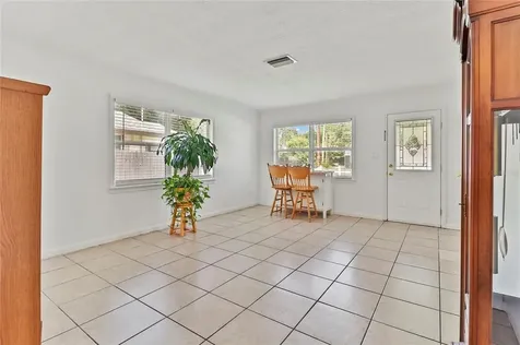3729 Rilma Avenue Sarasota FL 34234