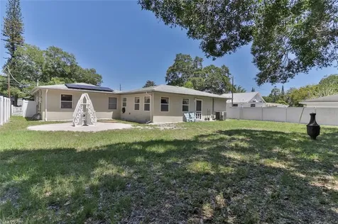3729 Rilma Avenue Sarasota FL 34234