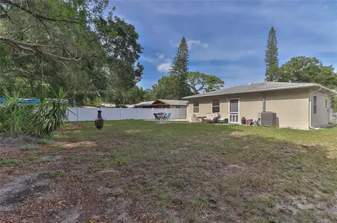 3729 Rilma Avenue Sarasota FL 34234