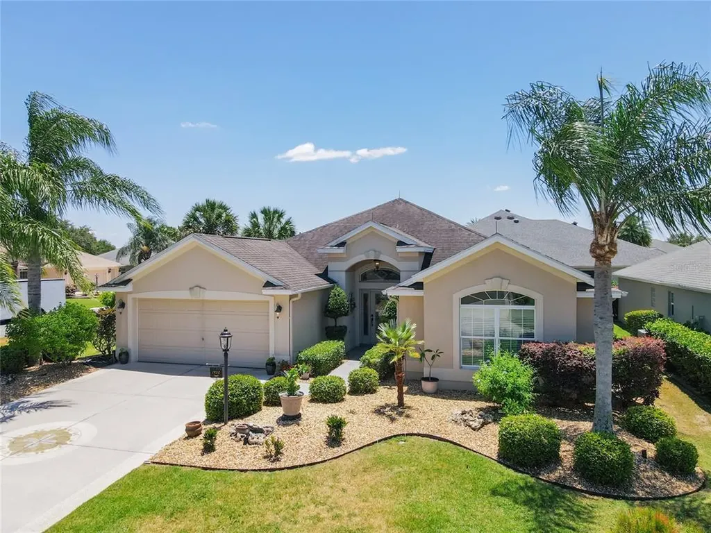1952 Ethanwood Avenue The Villages FL 32162