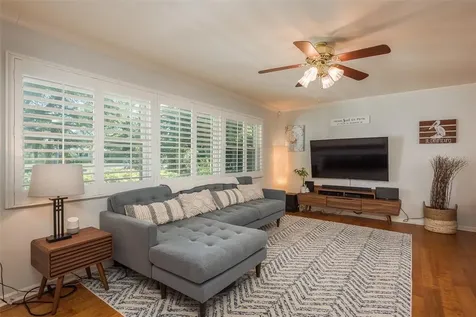 1500 Pinellas Point Drive S St Petersburg FL 33705
