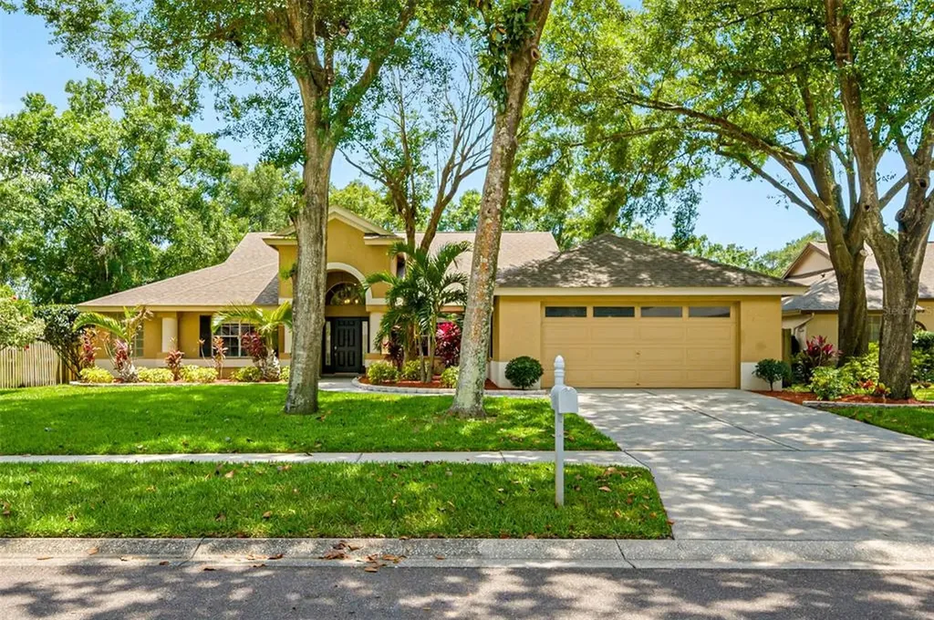 513 Goodwood Drive Lutz FL 33549