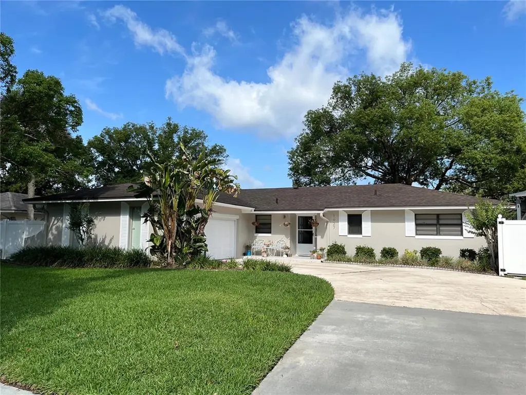 1927 Nottingham Drive Winter Park FL 32792