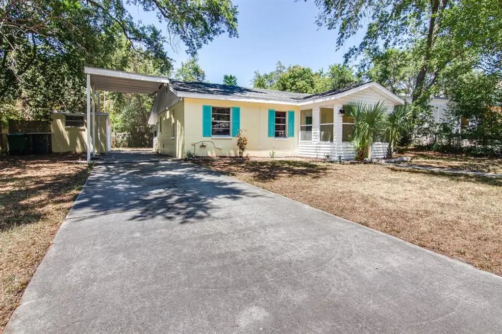 2821 W Shelton Avenue Tampa FL 33611