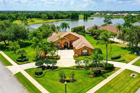 10302 Tamo Shanter Place Bradenton FL 34202
