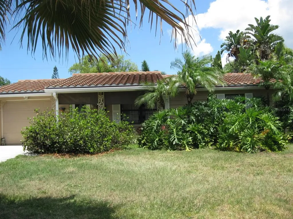 1768 Linwood Circle Clearwater FL 33755