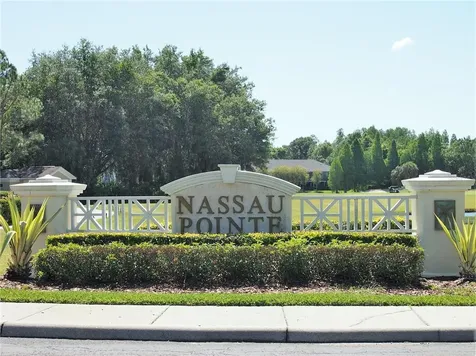 18141 Paradise Point Drive Tampa FL 33647
