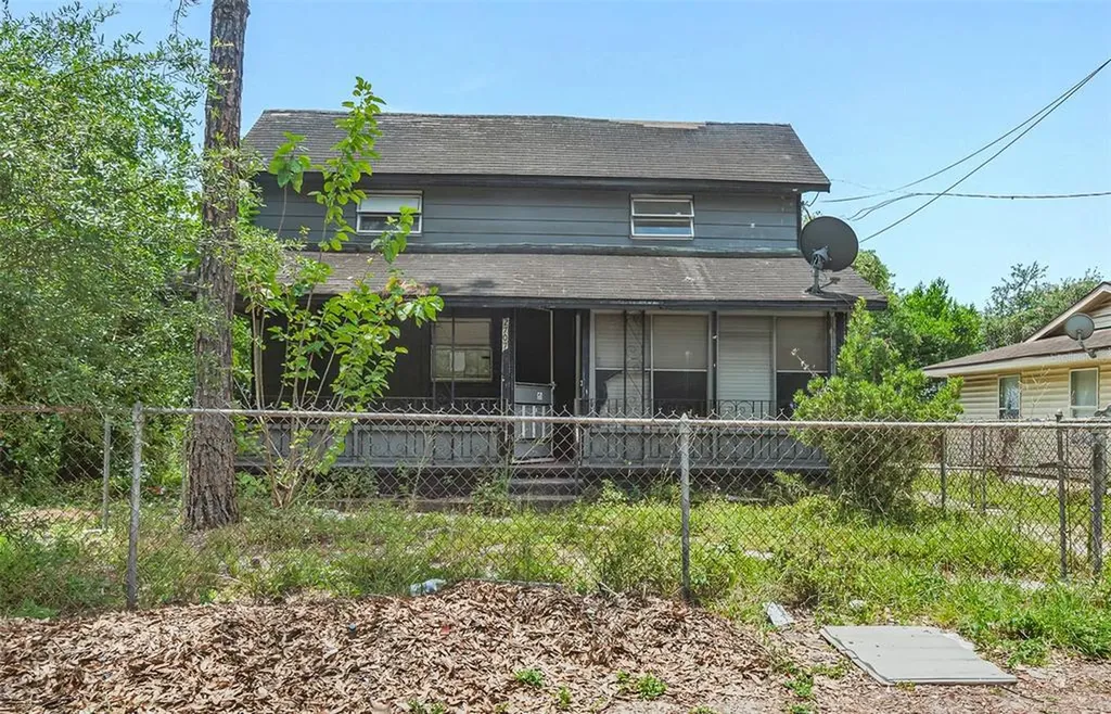 2707 E 22nd Avenue Tampa FL 33605