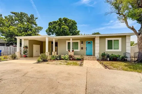 4118 30th Avenue N St Petersburg FL 33713
